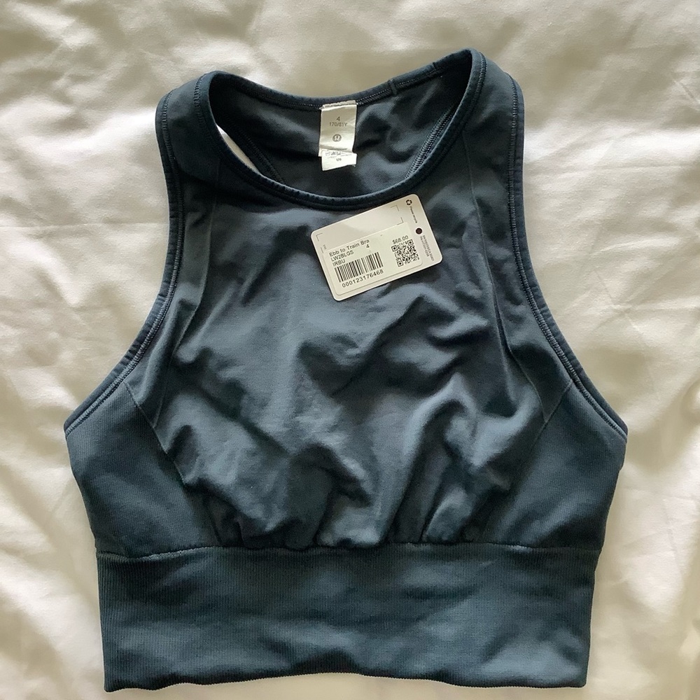 SOLD Lululemon Ebb to Train Bra Size 4